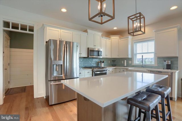 14 DANBURY DRIVE, Mechanicsburg, PA 17050
