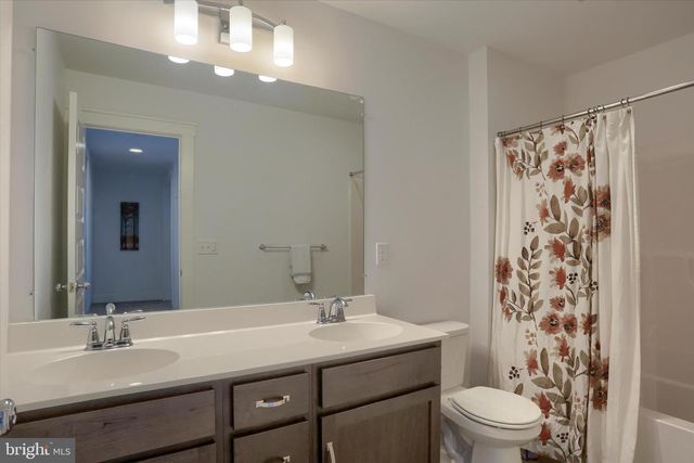 14 DANBURY DRIVE, Mechanicsburg, PA 17050