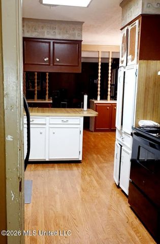 105 Hartfield Place, Clinton, MS 39056