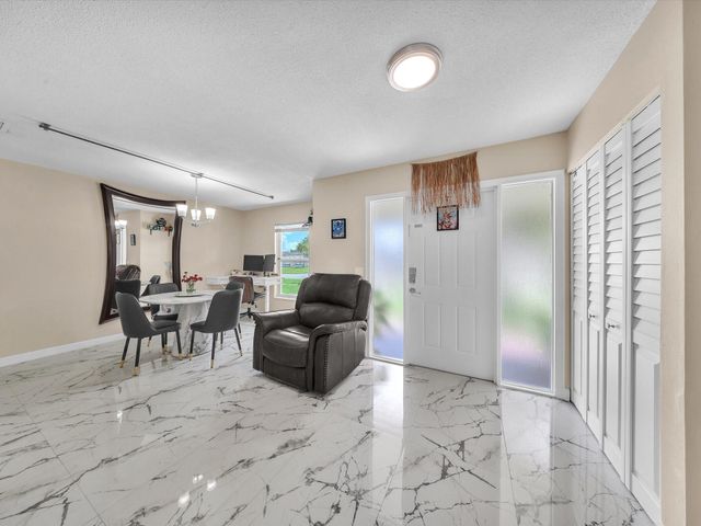 6851 SW 7th Place, North Lauderdale, FL 33068