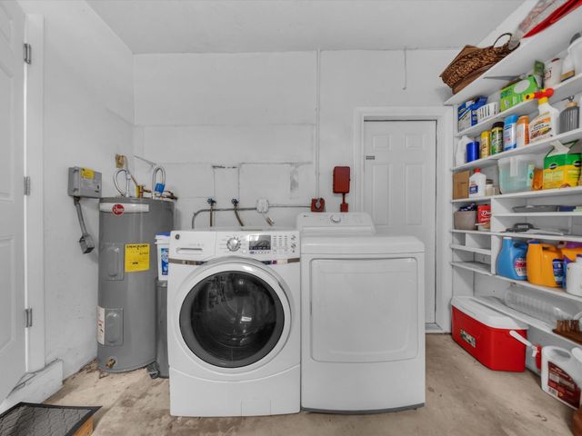 6851 SW 7th Place, North Lauderdale, FL 33068