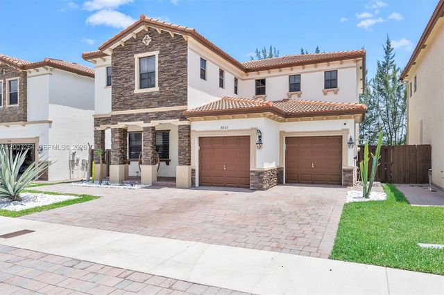 9830 NW 86 TER, Doral, FL 33178