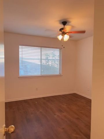 10609 Pineview Lane, Frisco, TX 75035