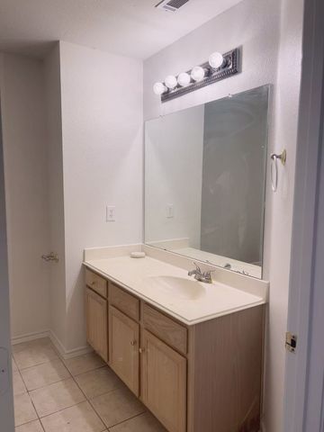 10609 Pineview Lane, Frisco, TX 75035