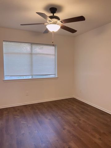 10609 Pineview Lane, Frisco, TX 75035