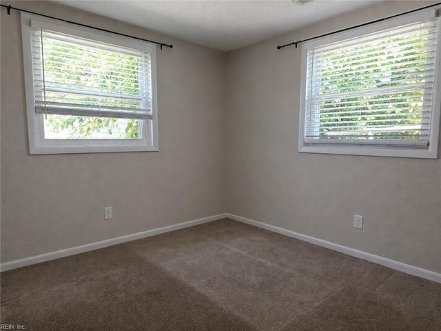 1903 Seward DR, Hampton, VA 23663