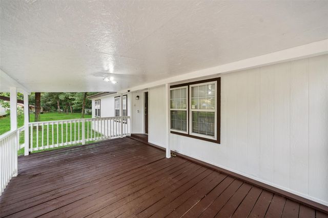 110 Charlies Lane, Trinity, TX 75862