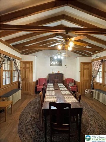 1254 River Road, Upper Mt Bethel Twp, PA 18343