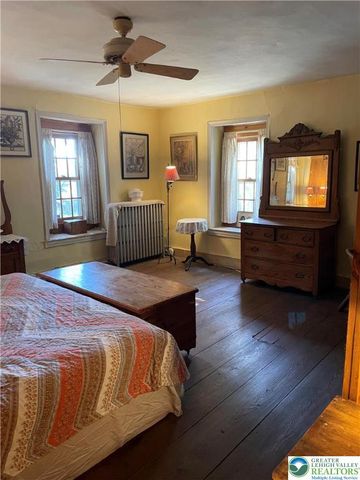 1254 River Road, Upper Mt Bethel Twp, PA 18343