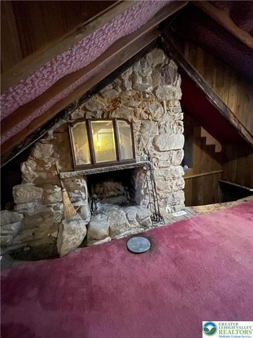 1254 River Road, Upper Mt Bethel Twp, PA 18343