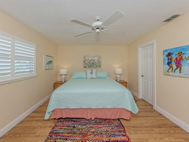 414 CIRCLEWOOD DRIVE H2, Venice, FL 34293