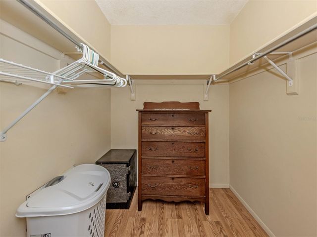 414 CIRCLEWOOD DRIVE H2, Venice, FL 34293