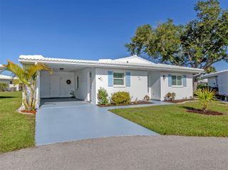 414 CIRCLEWOOD DRIVE H2, Venice, FL 34293