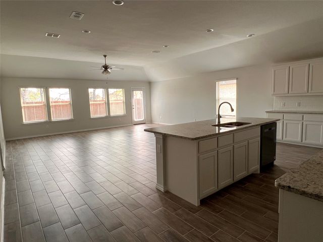 5744 Brookville Drive, Fort Worth, TX 76179
