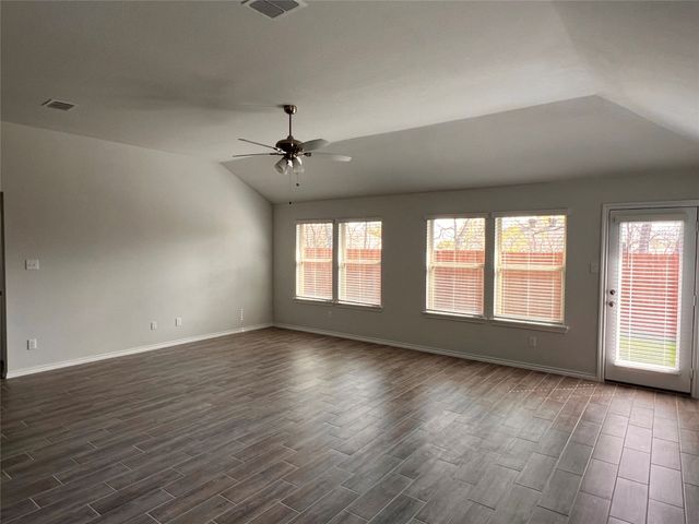 5744 Brookville Drive, Fort Worth, TX 76179