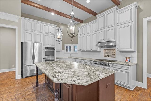 530 Glen Manor Court, Sandy Springs, GA 30328