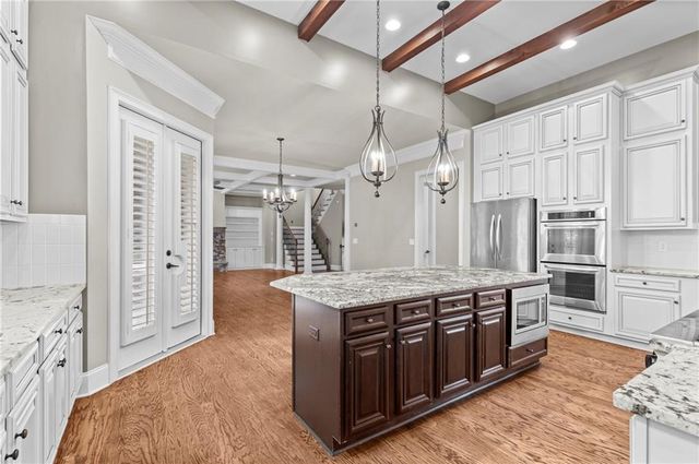 530 Glen Manor Court, Sandy Springs, GA 30328