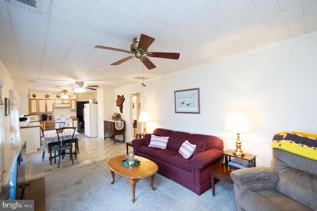 810 SEABREEZE RD, Cambridge, MD 21613