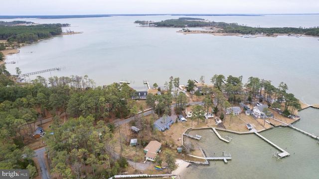 810 SEABREEZE RD, Cambridge, MD 21613