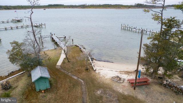 810 SEABREEZE RD, Cambridge, MD 21613