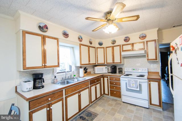 810 SEABREEZE RD, Cambridge, MD 21613