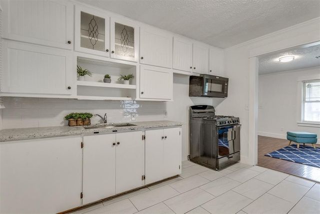 516 E Rickenbacker Drive, Midwest City, OK 73110