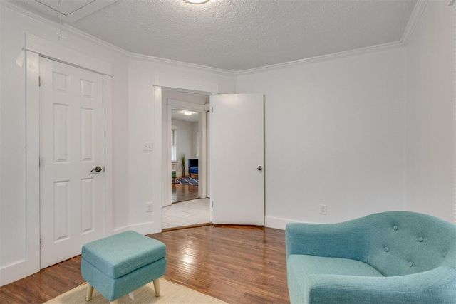 516 E Rickenbacker Drive, Midwest City, OK 73110