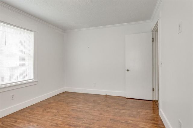 516 E Rickenbacker Drive, Midwest City, OK 73110