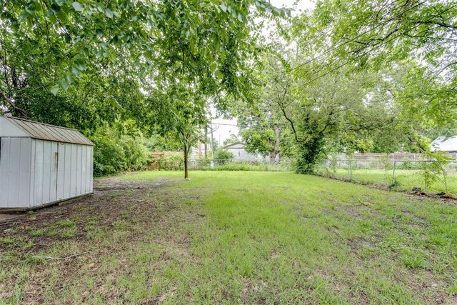 516 E Rickenbacker Drive, Midwest City, OK 73110