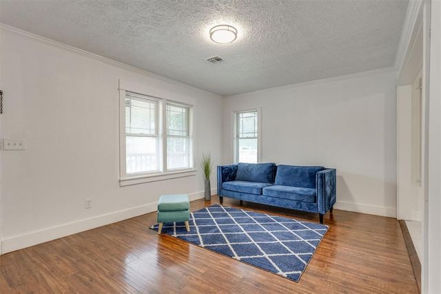 516 E Rickenbacker Drive, Midwest City, OK 73110