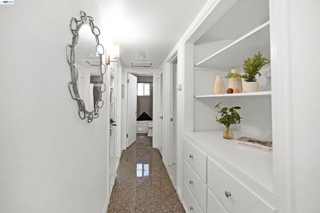 2571 Ocala St, Hayward, CA 94545