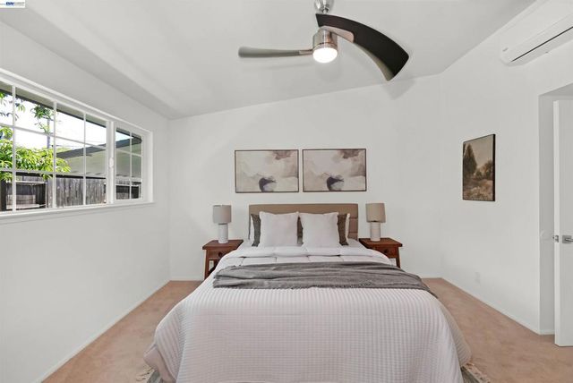 2571 Ocala St, Hayward, CA 94545