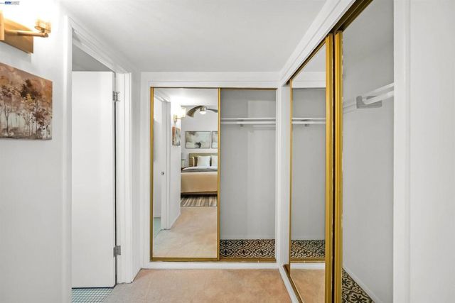 2571 Ocala St, Hayward, CA 94545