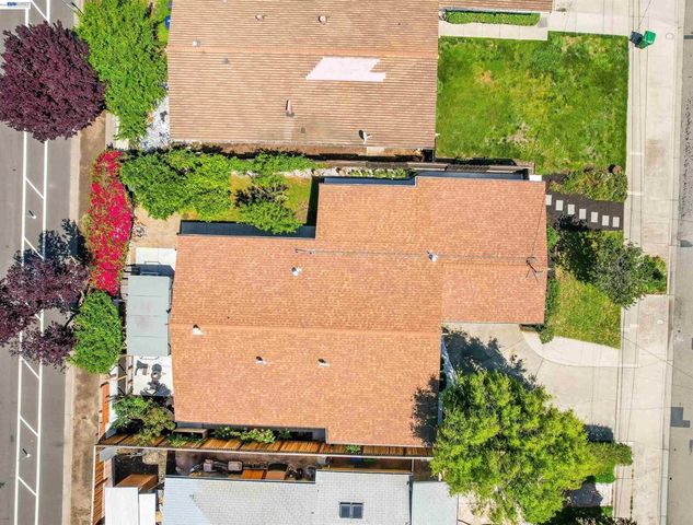 2571 Ocala St, Hayward, CA 94545