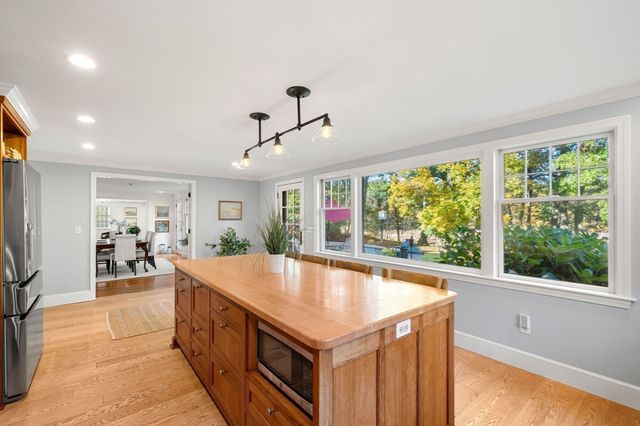 69 Central Street, Newbury, MA 01922