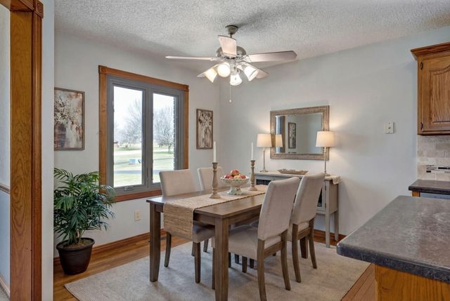 1476 E Peartree Drive, Ozark, MO 65721