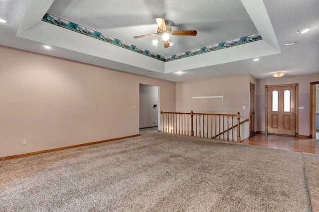 1476 E Peartree Drive, Ozark, MO 65721