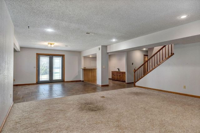 1476 E Peartree Drive, Ozark, MO 65721