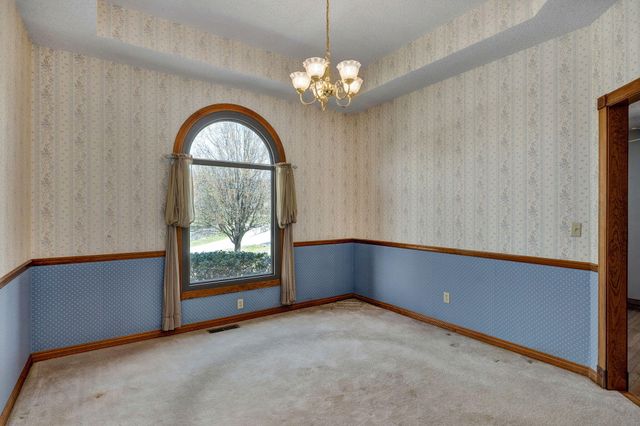 1476 E Peartree Drive, Ozark, MO 65721