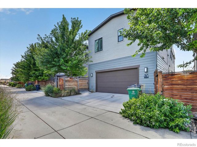 6048 N Beeler Court, Denver, CO 80238