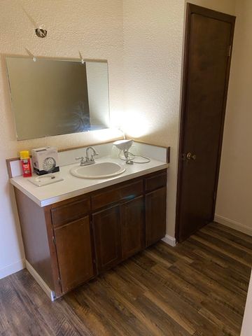 208 Lake Street, Ola, AR 72853