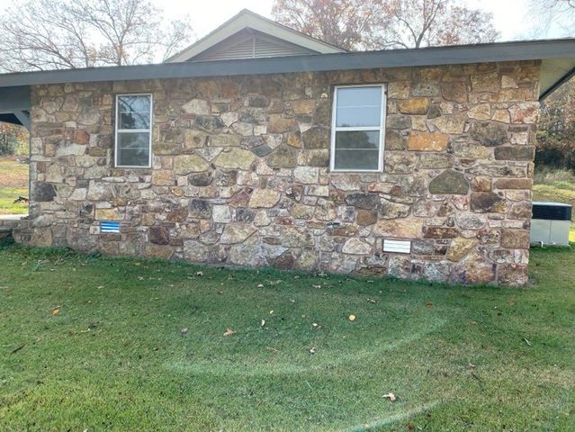 208 Lake Street, Ola, AR 72853