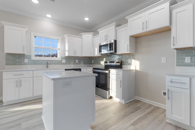 2684 Brewster Dr, Clarksville, TN 37042