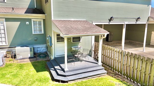 607 NE 2nd Street, Stigler, OK 74462