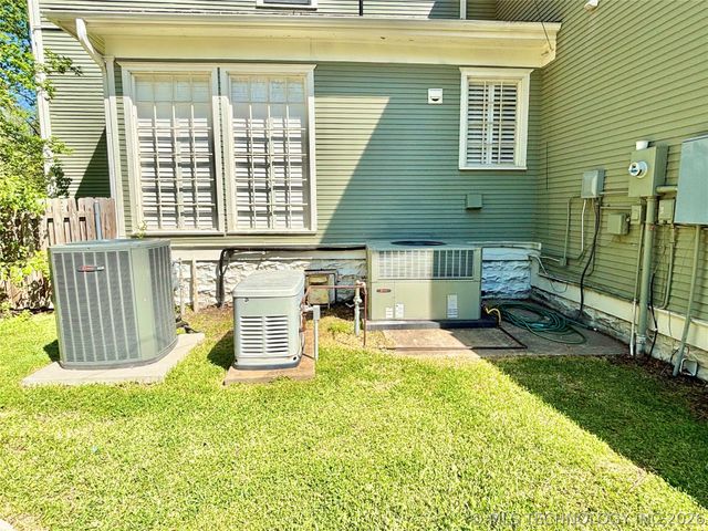 607 NE 2nd Street, Stigler, OK 74462