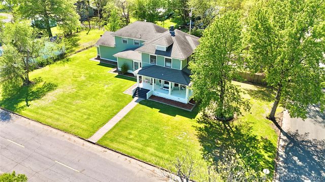 607 NE 2nd Street, Stigler, OK 74462