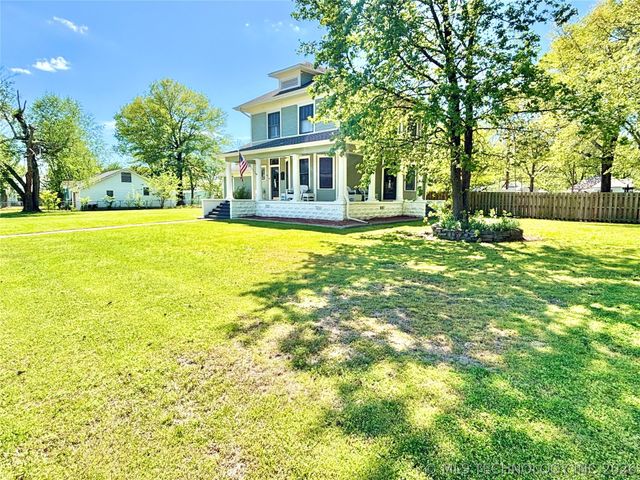 607 NE 2nd Street, Stigler, OK 74462