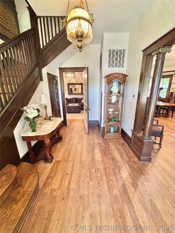 607 NE 2nd Street, Stigler, OK 74462