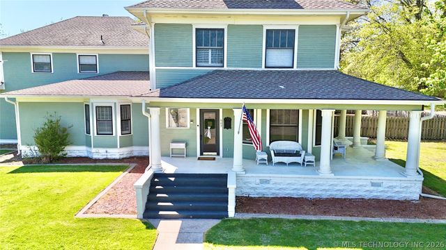 607 NE 2nd Street, Stigler, OK 74462