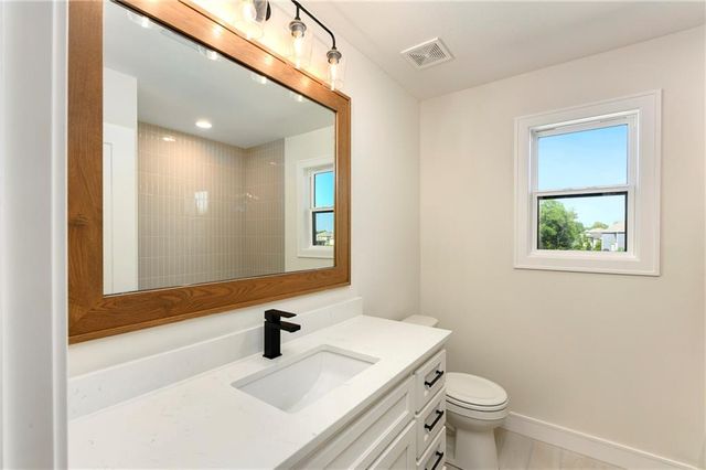 3949 SW Flintrock Drive, Lee's Summit, MO 64082